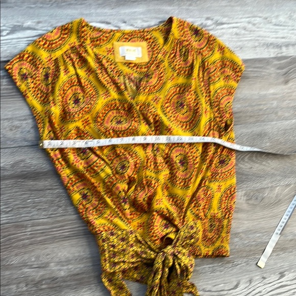 Maeve by Anthropologie Yellow Patterned Women's Top sizes small - Picture 6 of 9